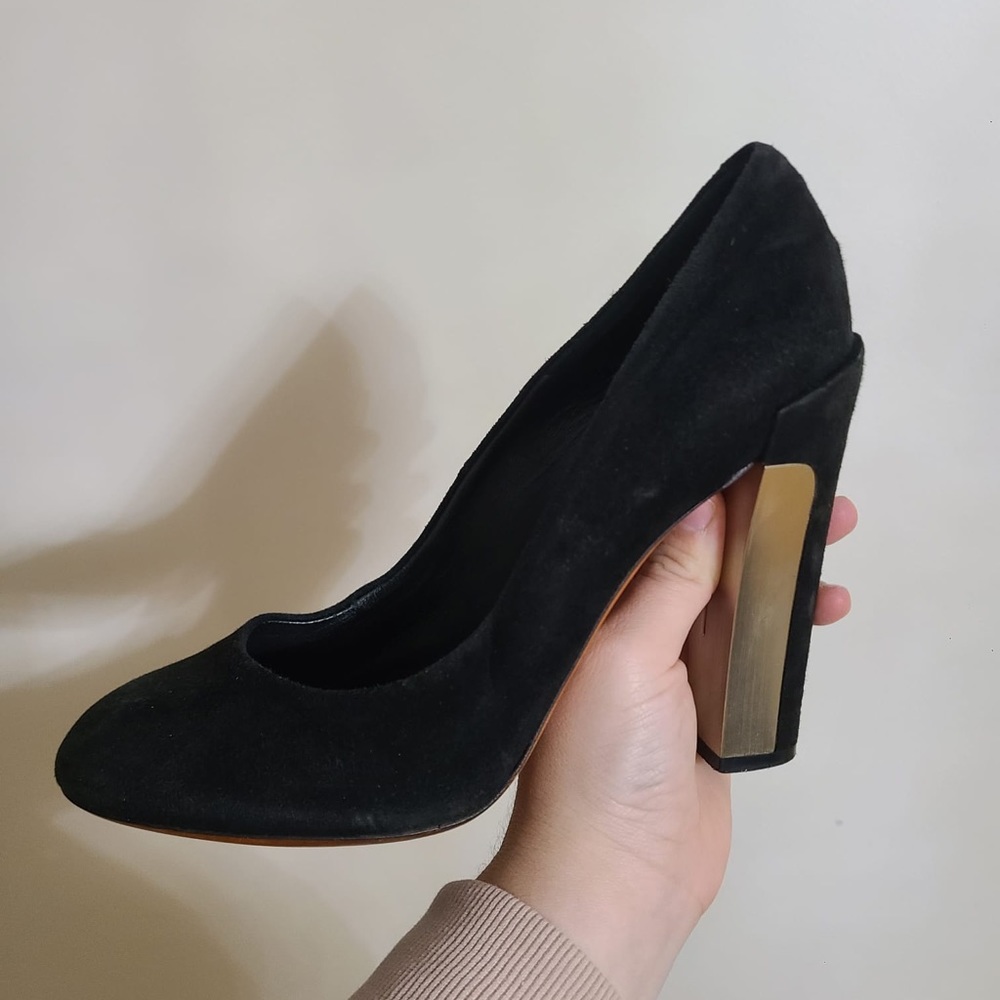Brian Atwood pumps